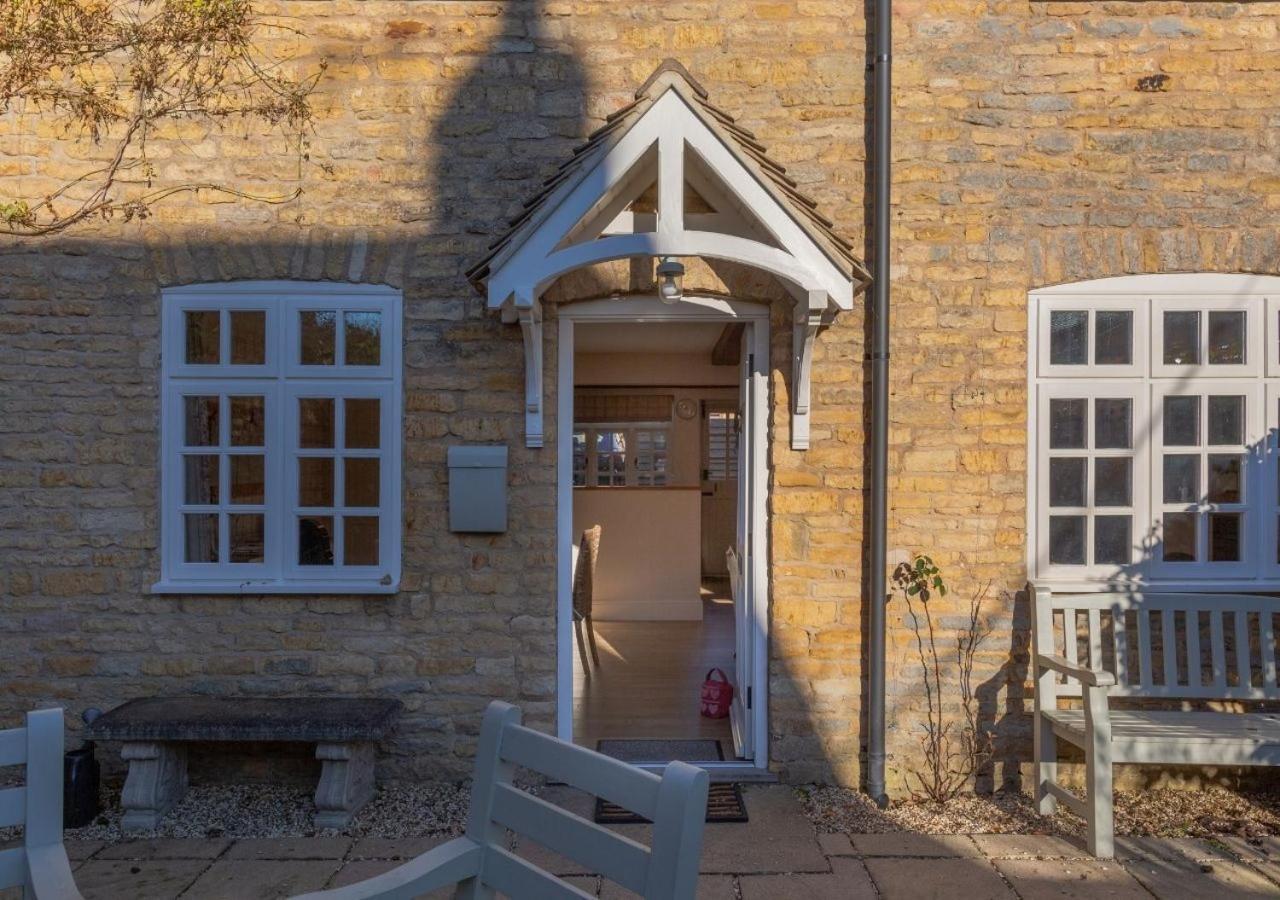 Jasmine Cottage - 2 Bedroom In Heart Of Bourton! Exterior foto