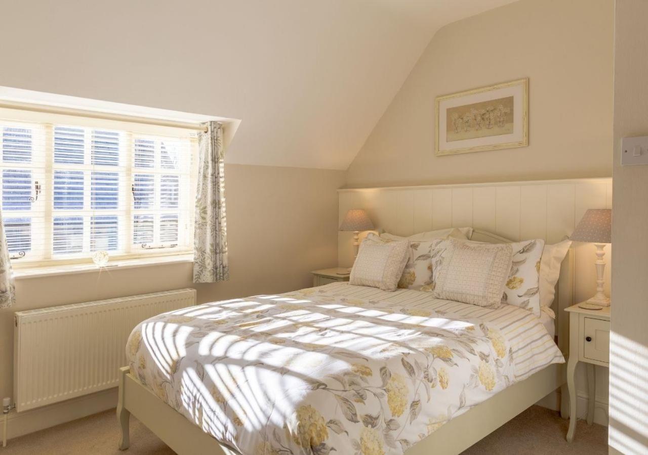 Jasmine Cottage - 2 Bedroom In Heart Of Bourton! Exterior foto