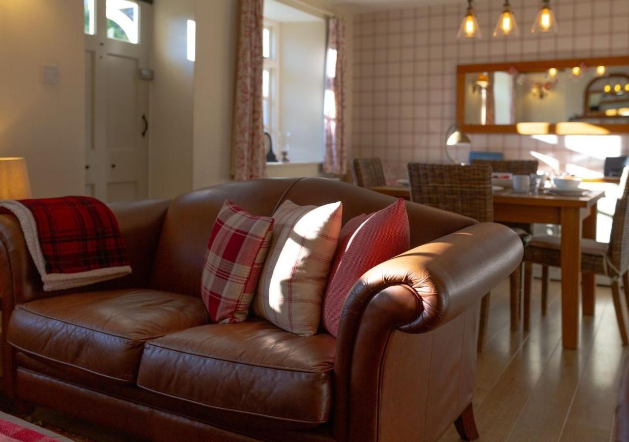 Jasmine Cottage - 2 Bedroom In Heart Of Bourton! Exterior foto